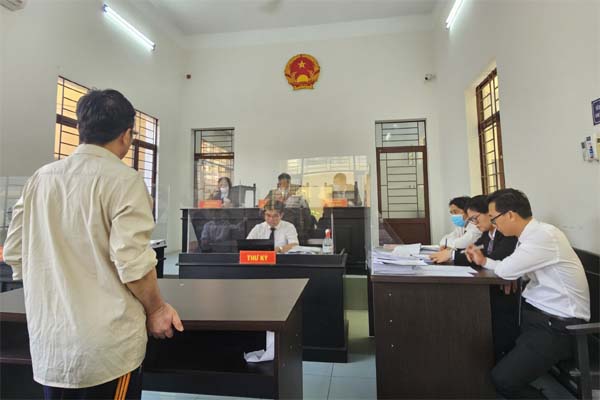 Quảng Ninh: Người phụ nữ đột nhiên co cứng người, mờ mắt sau khi tiêm thuốc gây tê nhổ răng-3