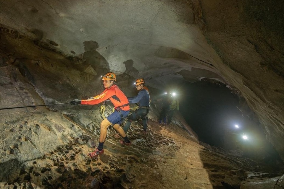 Du khách bị quấy rối không hài lòng với cách xử lý của đơn vị tour-1