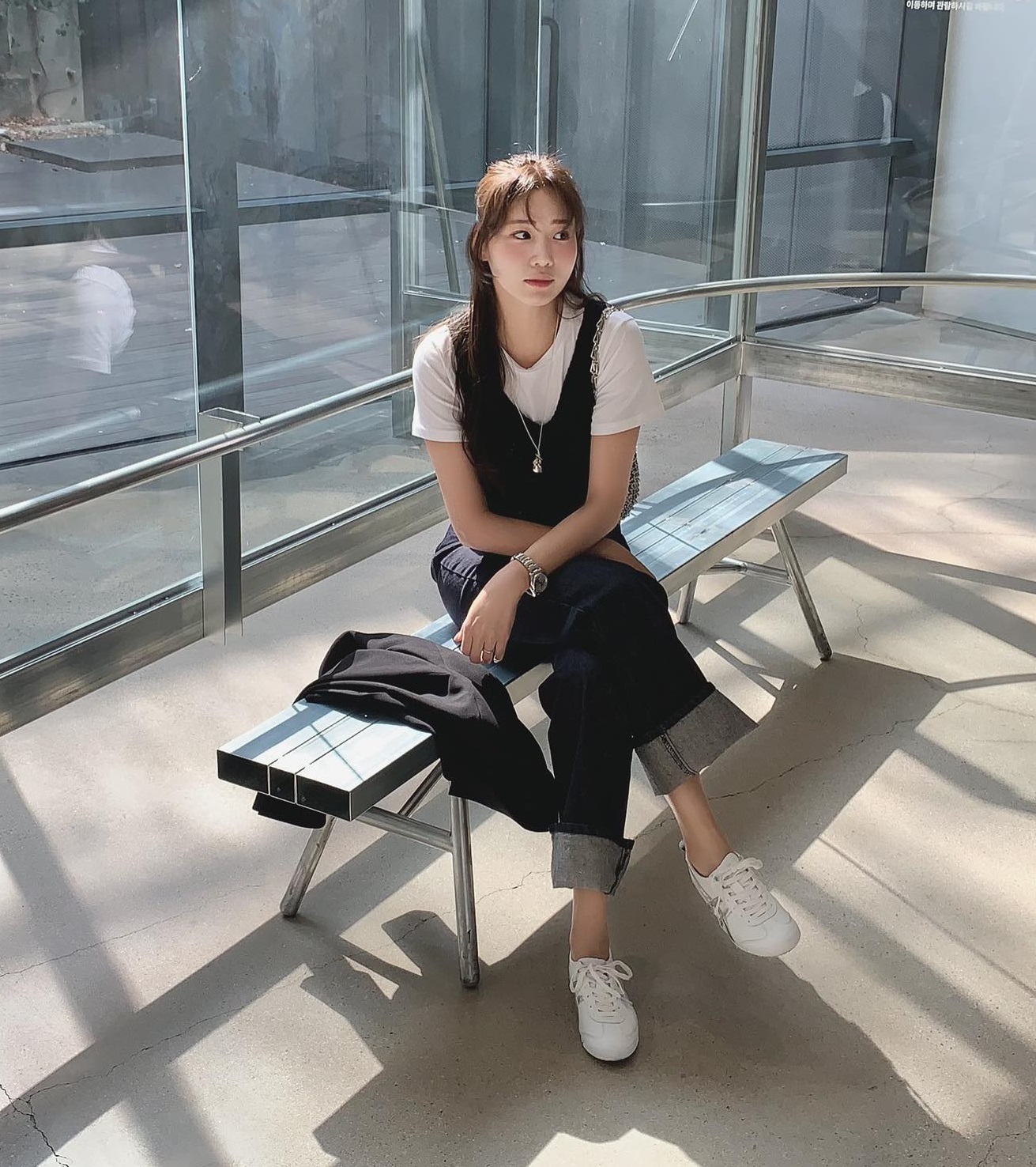 6 mẫu giày sang trọng, phù hợp với phong cách tối giản-10