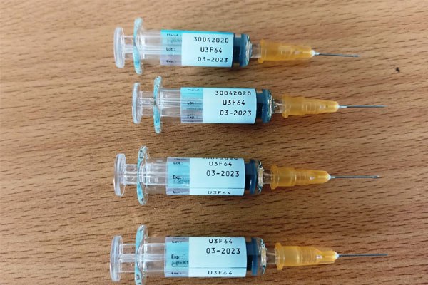 4 trẻ ở Thanh Hóa nhập viện sau khi tiêm vắc xin hết hạn-1