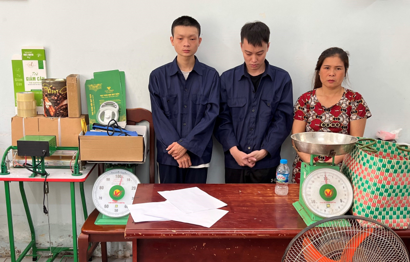 Triệt phá đường dây khép kín quy trình trồng - đóng gói - tiêu thụ cần sa-1