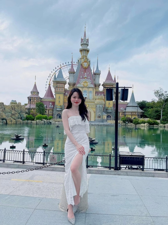 Sau 3 năm chia tay Quang Hải: Huỳnh Anh hoá cô đồng, nhan sắc gây ngỡ ngàng-3