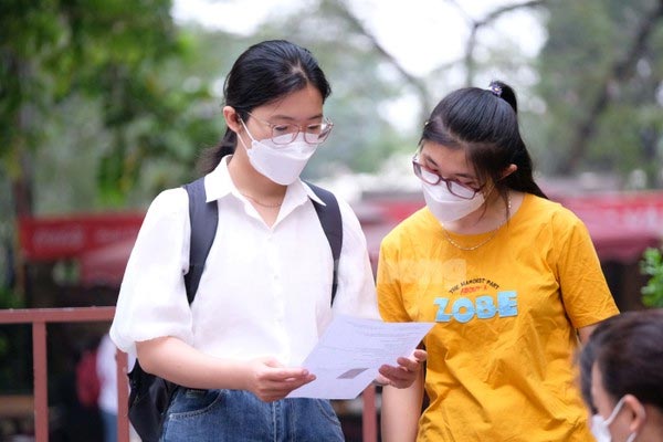 Đại học Quốc gia Hà Nội đình chỉ, hủy kết quả thí sinh vì chép đề mang về-3