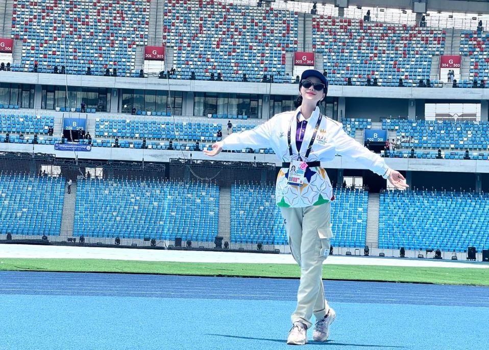 Cô gái Campuchia gây chú ý tại SEA Games 32-7