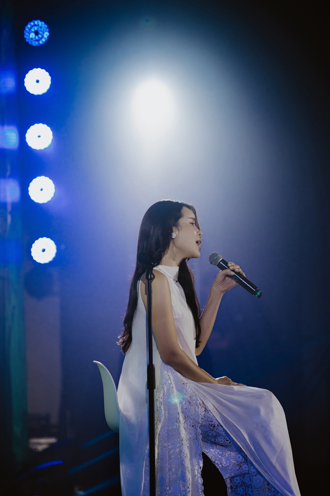 Lưu Hương Giang làm gì khi đóng cửa hoạt động nghệ thuật suốt 1 năm qua?-14