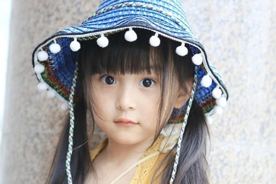 Có một kiểu nuôi dạy con ban đầu khiến cha mẹ, con cái hãnh diện, hậu quả về sau mới đáng sợ