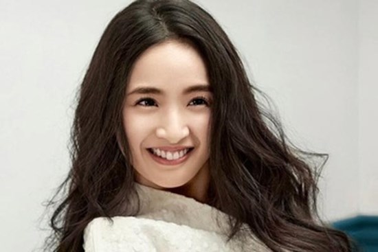Nữ diễn viên phải làm dâu như thời phong kiến