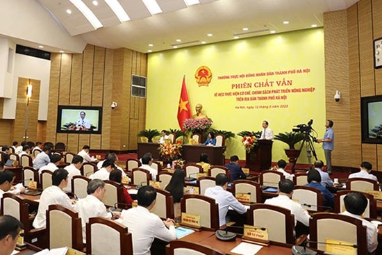 Sớm hoàn thiện quy hoạch, cơ chế, chính sách để tăng giá trị sản xuất nông nghiệp theo hướng an toàn, bền vững