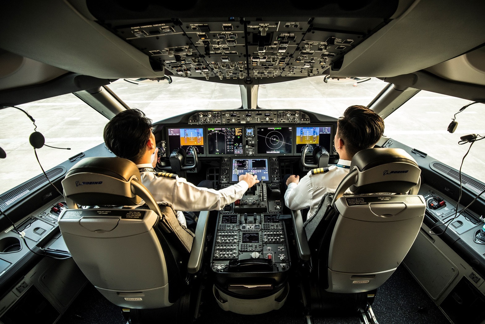 Lương phi công Việt Nam 85 triệu đồng, thấp hơn nhiều với đồng nghiệp nước ngoài-1