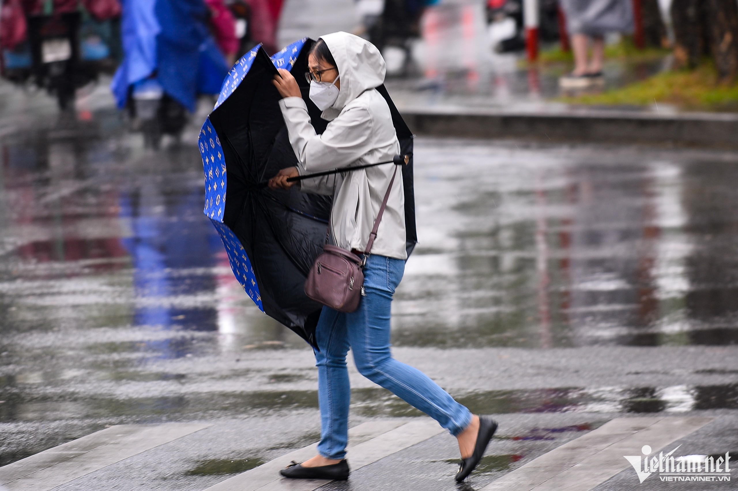 Dự báo thời tiết 13/5: Miền Bắc vẫn dịu mát, Trung Bộ còn mưa to-1