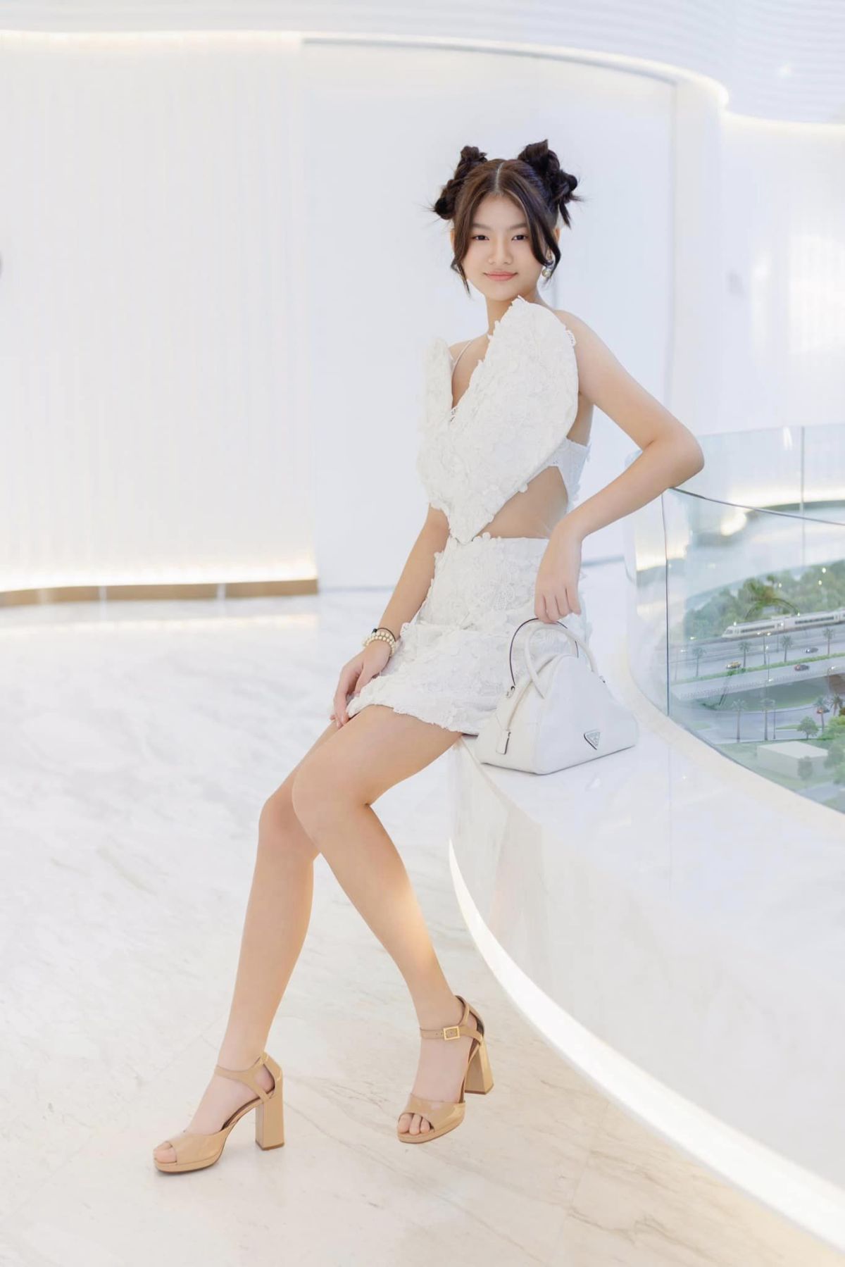 Con gái Trương Ngọc Ánh 15 tuổi cao trên 1m70: Mẹ tiết lộ loại quả và môn thể thao yêu thích-6