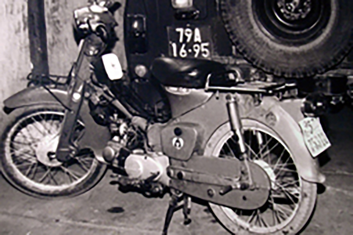 Án mạng đại gia ở Nha Trang, lộ tội ác từ vết rạn trên đèn xe Win-3