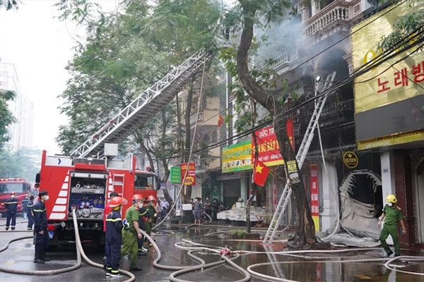 Cháy nhà ở Hà Nội, 4 bà cháu tử vong thương tâm-2
