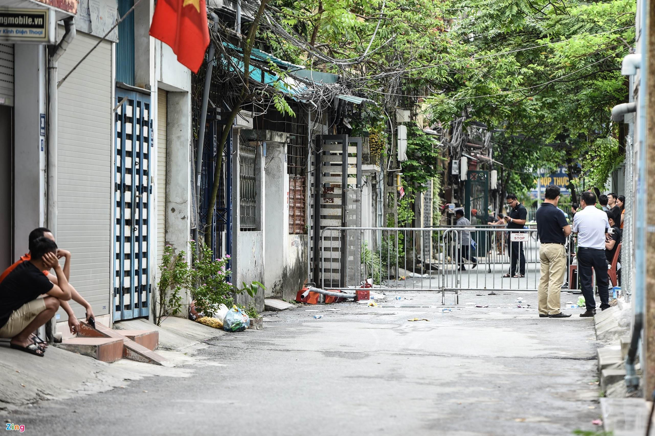 Chuồng cọp bọc kín nơi xảy ra vụ hỏa hoạn khiến 4 bà cháu tử vong-1