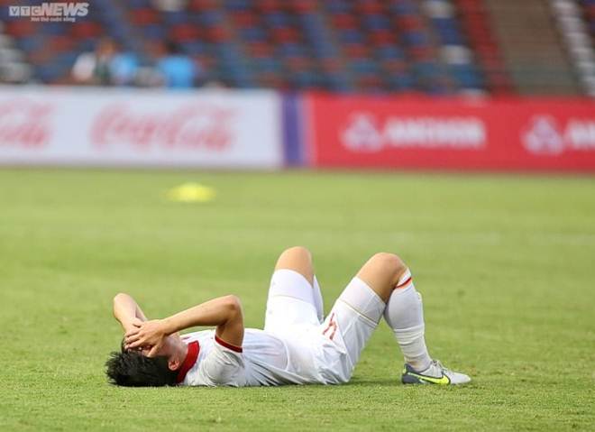 U22 Việt Nam bật khóc, gục ngã sau trận thua U22 Indonesia-4