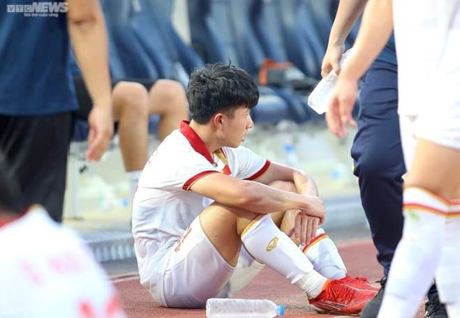 U22 Việt Nam bật khóc, gục ngã sau trận thua U22 Indonesia-7