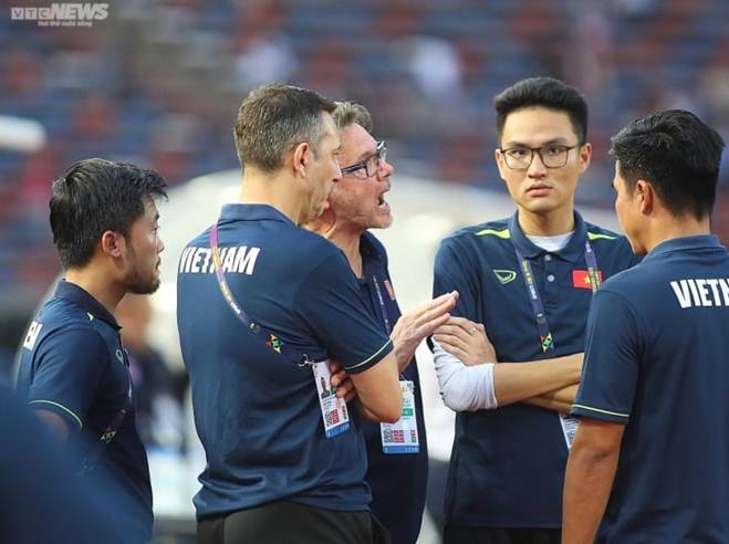 U22 Việt Nam bật khóc, gục ngã sau trận thua U22 Indonesia-15