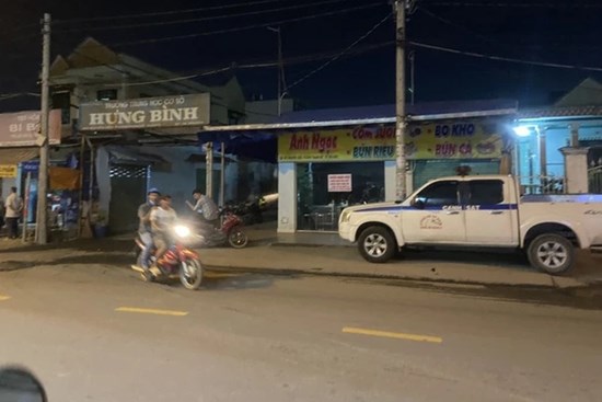 TPHCM: Bé gái 2 tuổi bị xe rác lùi cán tử vong tại con hẻm gần nhà