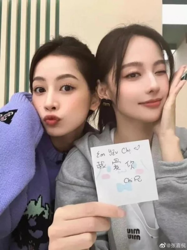 So kè nhan sắc Chi Pu và mỹ nhân đẹp nhất chương trình Đạp gió 2023-3