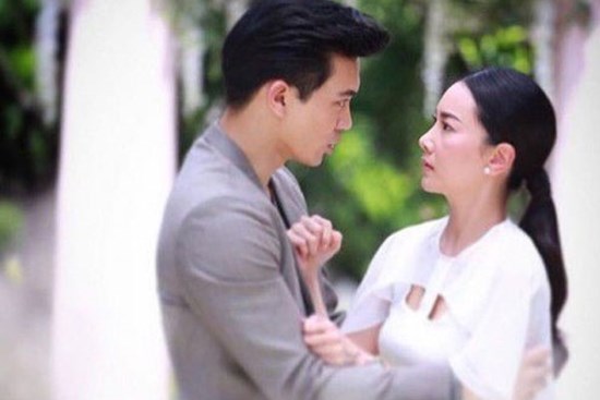 Chị dâu thú nhận ngoại tình cùng tờ đơn ly hôn, 10 ngày sau chính anh trai tôi lại quỳ sụp xin chị tha thứ