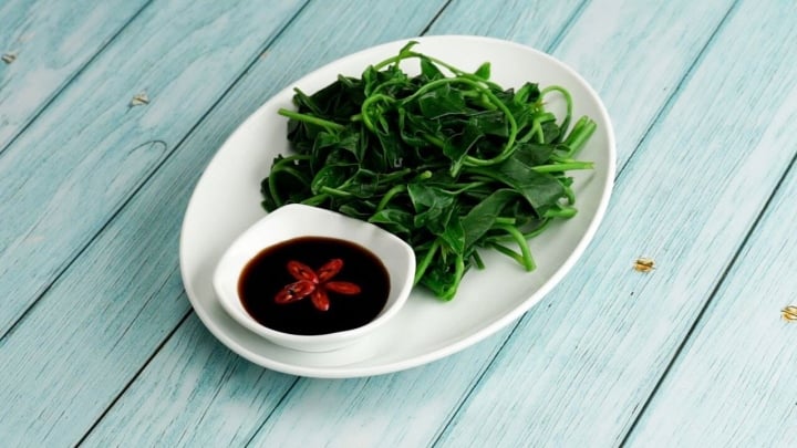 Giật mình trước những tác hại của rau mồng tơi ít người biết-1