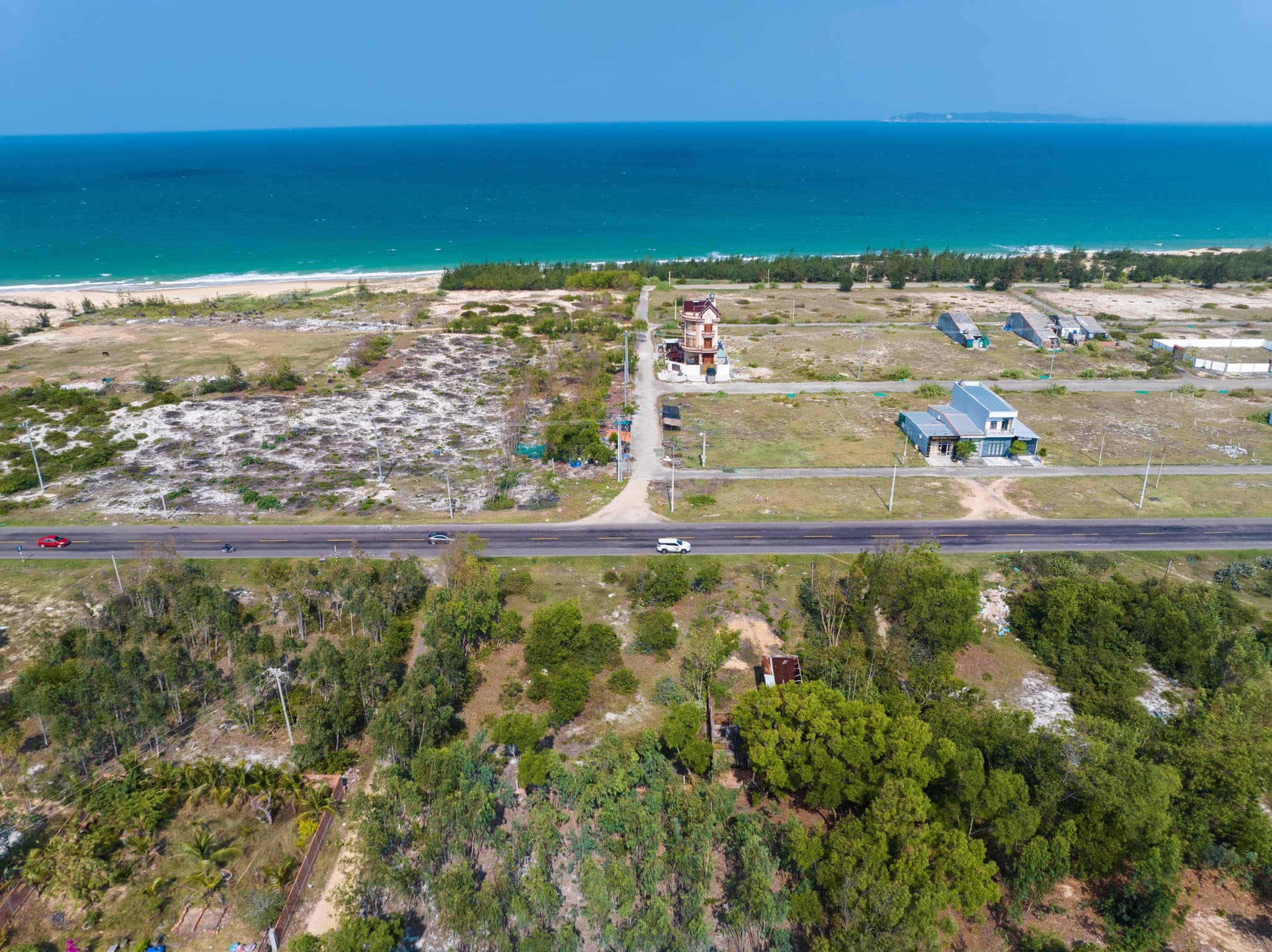 Bất động sản cắt lỗ vẫn bị ép giảm thêm 40 - 60%, NĐT sốc nặng-2