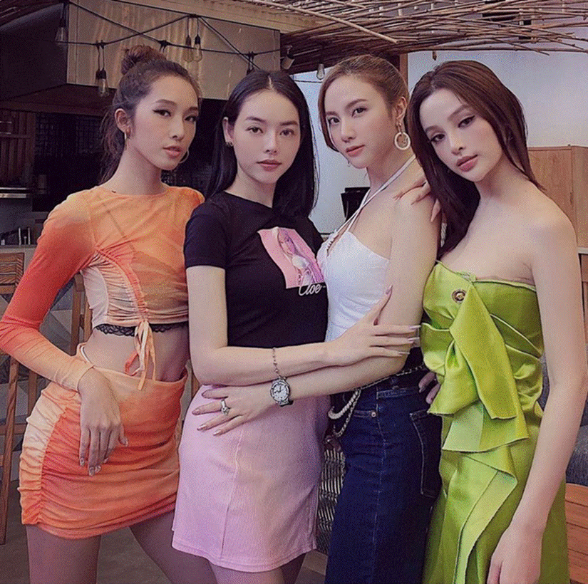 Bộ tứ hot girl Hà thành: Người ở biệt thự 80 tỷ, người lấy ca sĩ nổi tiếng, sinh nhiều con vẫn trông như gái son-5