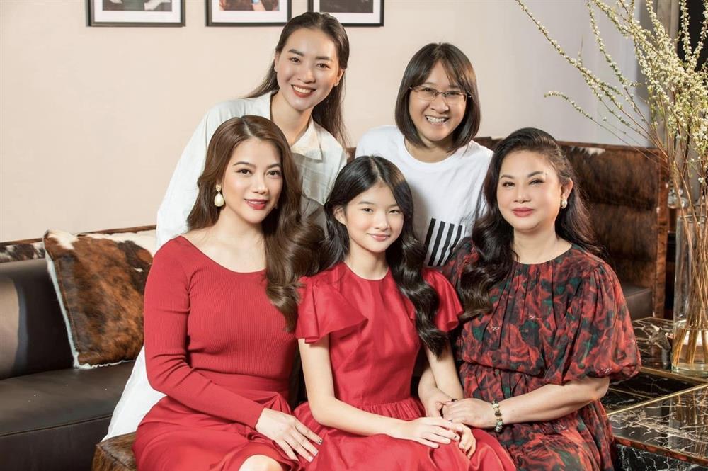 Hành trình lột xác của ái nữ Thúy Hạnh, Trương Ngọc Ánh, Quyền Linh-12