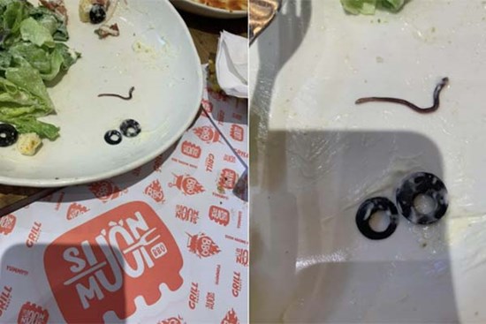 Đĩa salad có 'sinh vật lạ' ngoe nguẩy, nhà hàng sườn nổi tiếng Hà Nội nói gì?