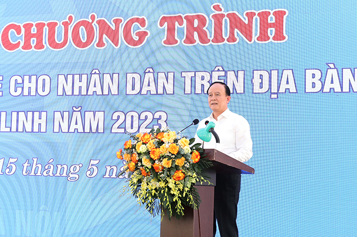 Phát động chương trình khám, quản lý sức khỏe cho nhân dân trên địa bàn huyện Mê Linh-5