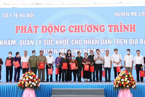 Phát động chương trình khám, quản lý sức khỏe cho nhân dân trên địa bàn huyện Mê Linh