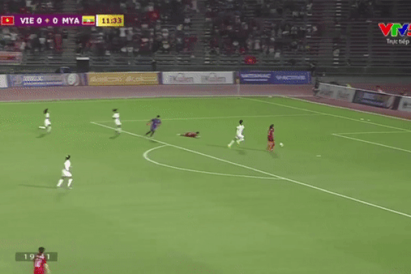 Những pha bóng hay nhất của Huỳnh Như ở Bồ Đào Nha-1