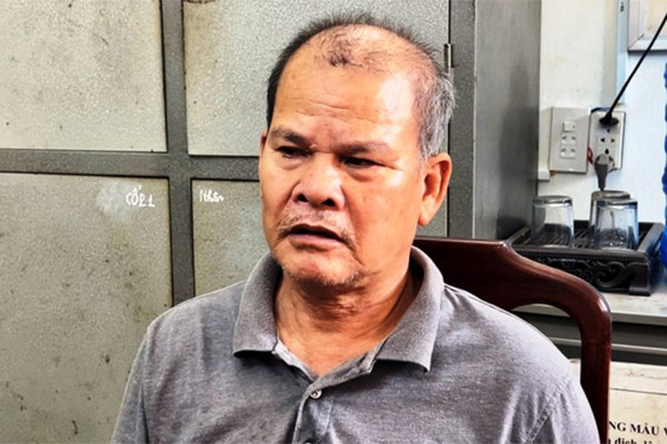 Nữ chủ shop thời trang đánh ghen, cạo đầu tình địch 22 tuổi-3