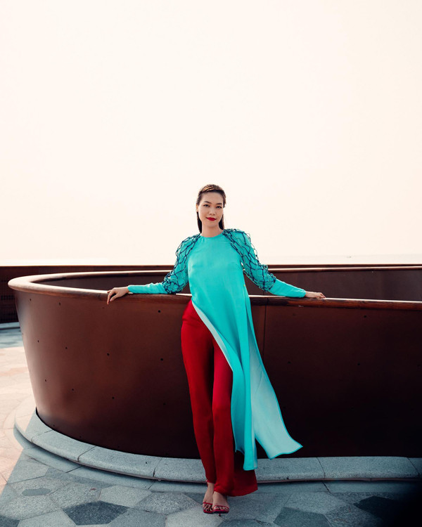 Tuổi 33 kín tiếng của Hoa hậu Thùy Dung: Theo gia đình sang sống trời Tây-5