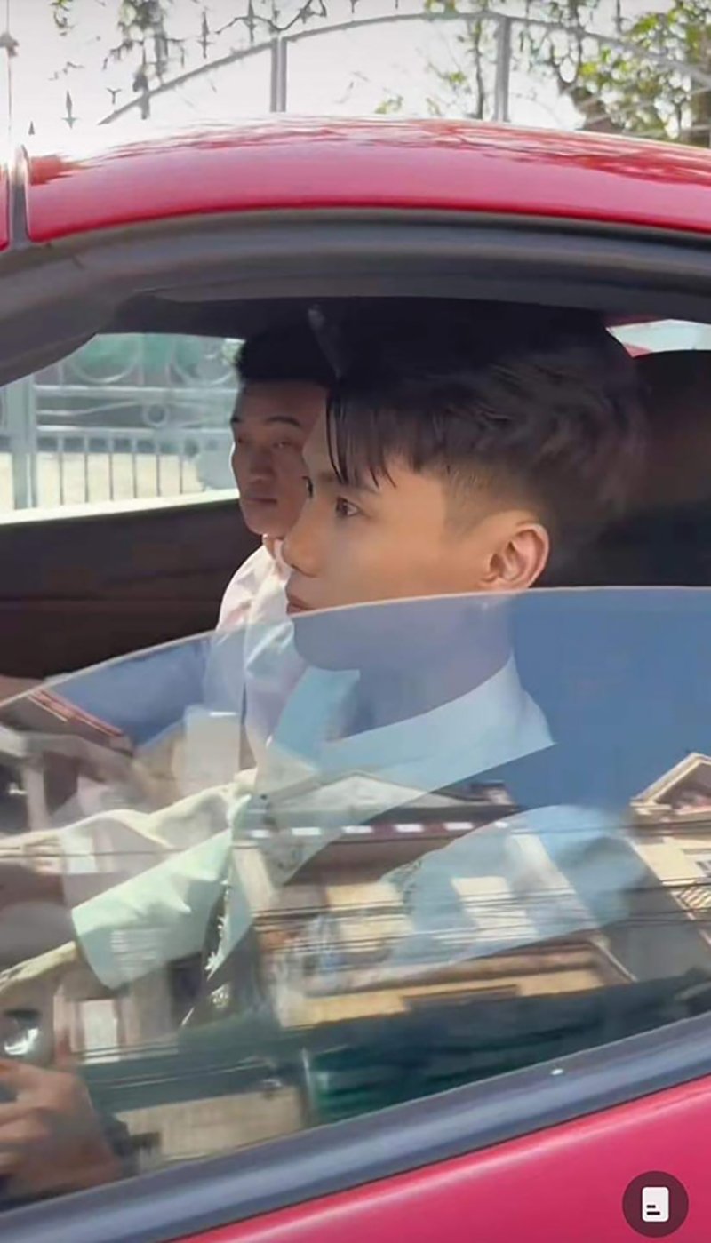 Choáng trước dàn siêu xe trong đám cưới của Đạt Villa, không chiếc nào dưới 400 triệu-3