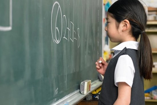 Khi con học cấp 1, có 3 điều quan trọng hơn nhiều so với học lực: Nếu cha mẹ chú ý phát triển cho con thì tương lai sẽ tươi sáng