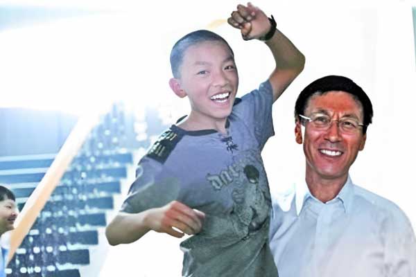 Cuộc đời của thần đồng vào đại học danh giá từ năm 13 tuổi-1