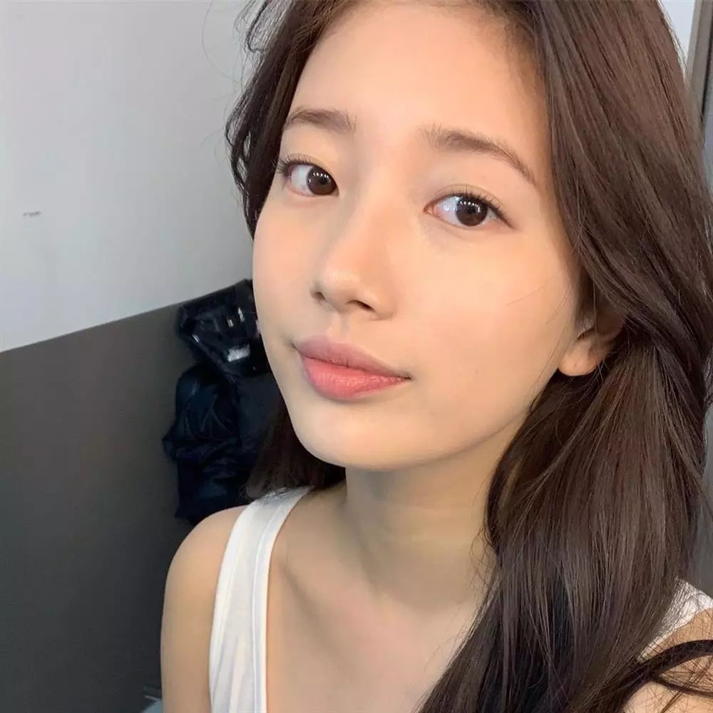 Nữ thần mặt mộc Suzy duy trì nhan sắc không đổi suốt 10 năm nhờ 5 chiêu chăm sóc da đơn giản-2