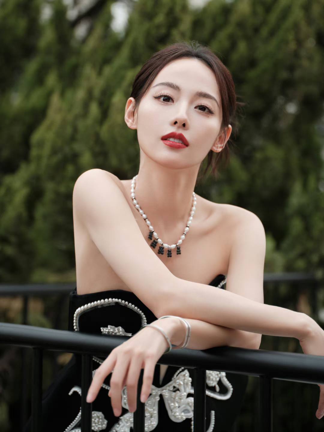 3 chiêu đốt mỡ của Trương Gia Nghê: Không cần tập luyện đổ mồ hôi mà vẫn sở hữu body cân mọi chuẩn mực Cbiz-7