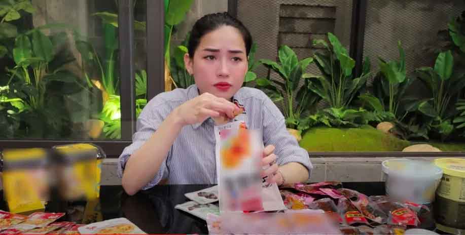 Võ Hà Linh vướng tranh cãi đăng tải video sử dụng đồ không rõ nguồn gốc trên Youtube-2