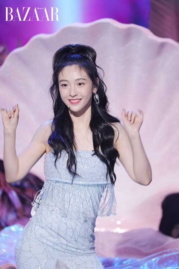 Sóng gió tình duyên của 2 tỷ tỷ hot nhất Đạp Gió 2023: Nàng dâu hào môn và nữ thần thanh xuân đều bị phản bội!-2