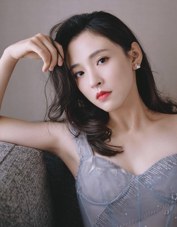 Sóng gió tình duyên của 2 tỷ tỷ hot nhất Đạp Gió 2023: Nàng dâu hào môn và nữ thần thanh xuân đều bị phản bội!-7