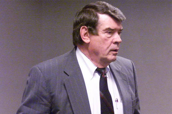 Mưu tính thâm hiểm của gã bác sĩ giết vợ để cưới nhân tình-1