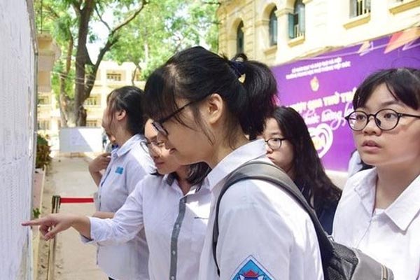 1 chọi 10 vào lớp 10 Trường THPT Chuyên Khoa học Tự nhiên-3