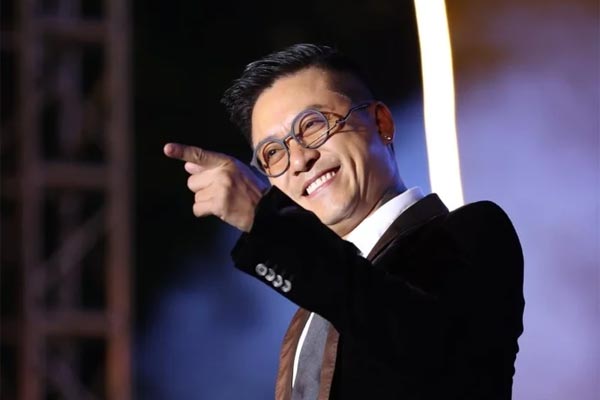 Ca sĩ Tuấn Hưng bất ngờ phải nhập viện truyền nước-5