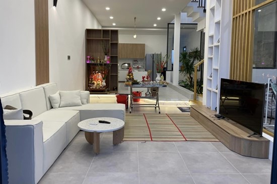 Căn nhà phố kết hợp phong cách hiện đại và cổ điển