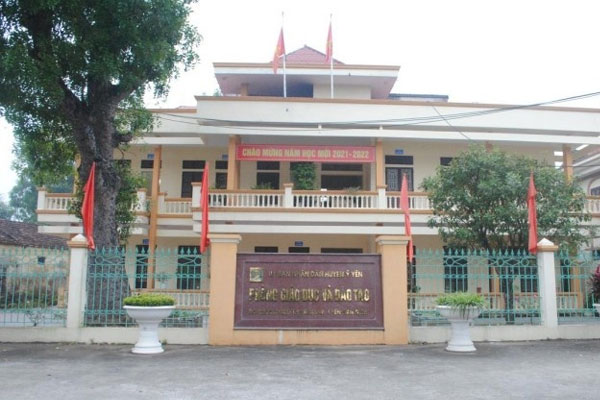 File ghi âm ‘tiết lộ’ uy quyền của ông trưởng phòng-1