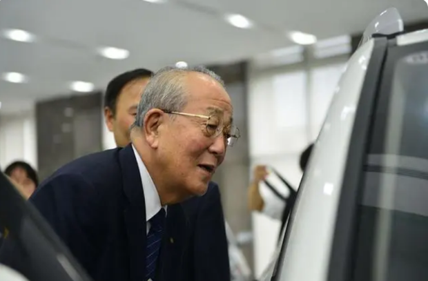 Người có EQ đỉnh cao ăn nói thông minh đến mức nào: Khéo nhìn người, phản ứng tinh tế để chuyển bại thành thắng lớn-3