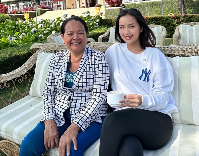 Cận cảnh căn nhà đơn sơ của Hoa hậu vừa thú nhận bị buộc thôi học, nhiều lần muốn sửa nhà cho mẹ mà không được-17