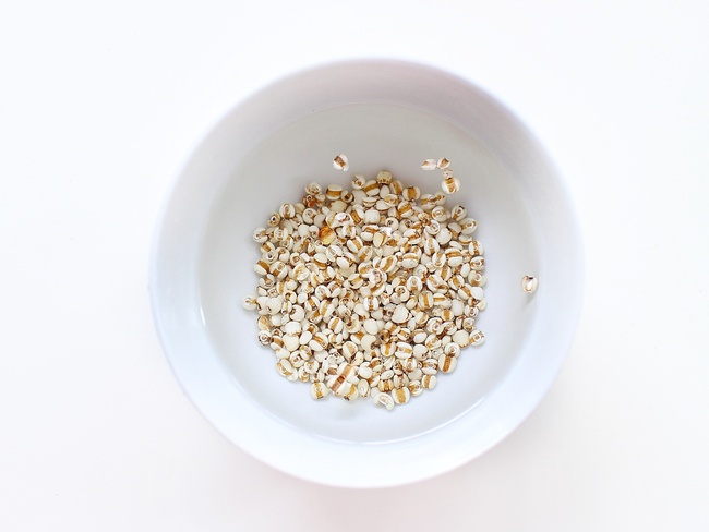 Có một công thức nước uống làm cực dễ lại giúp thải độc và trắng da-1